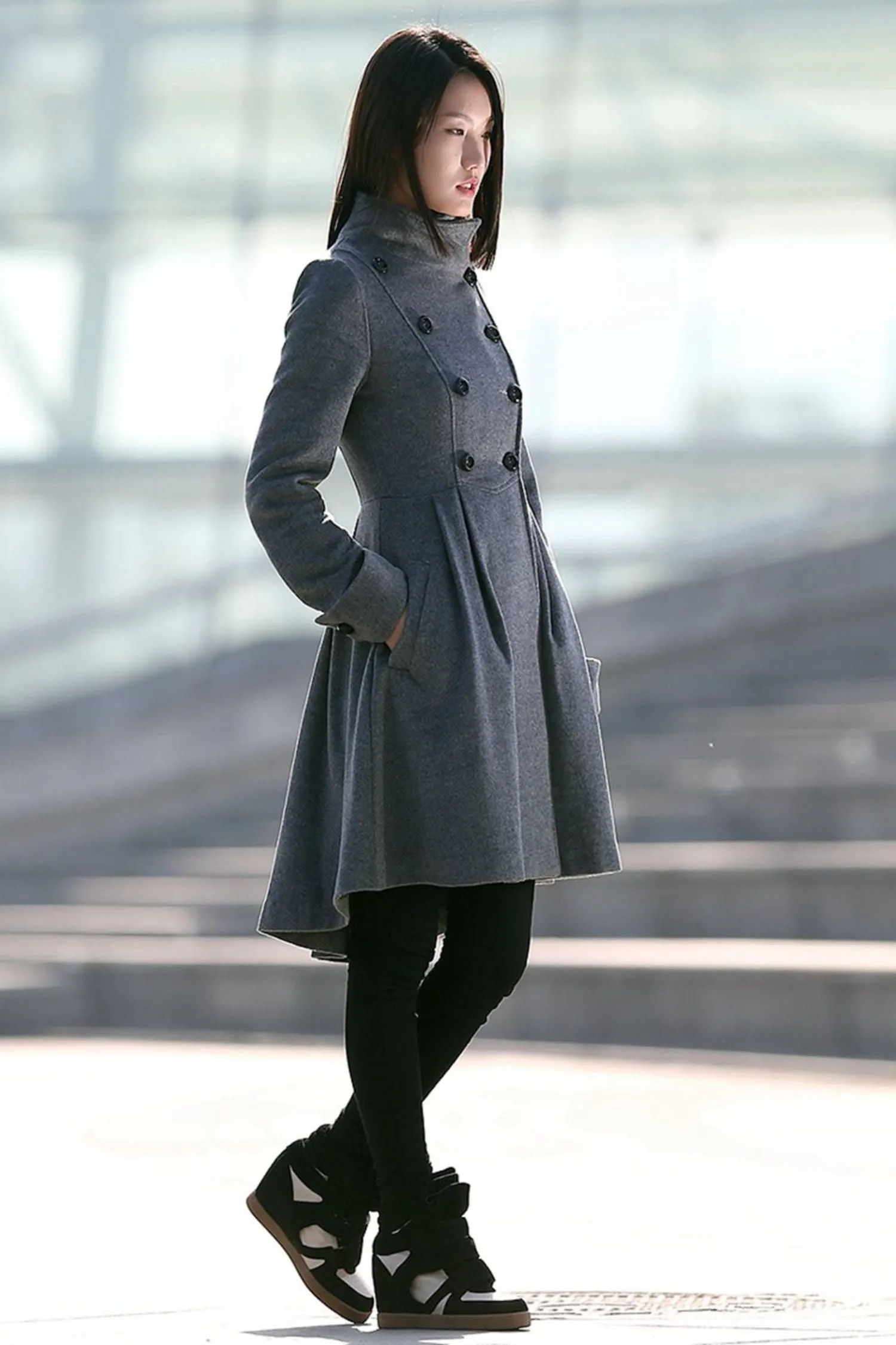 Asymmetrical winter wool coat with pockets C157