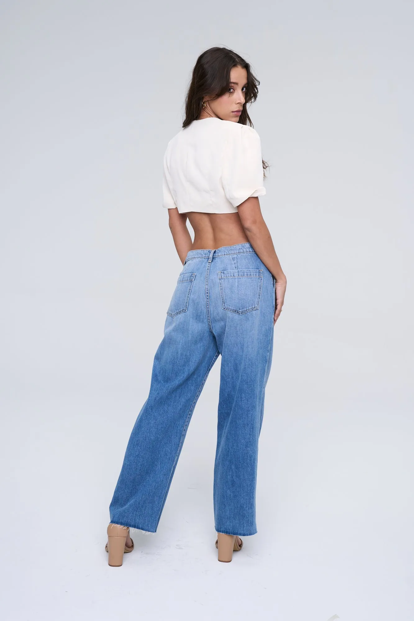 FIVE BUTTON HIGH RISE WIDE LEG W FRONT POCKETS / SP-P12632