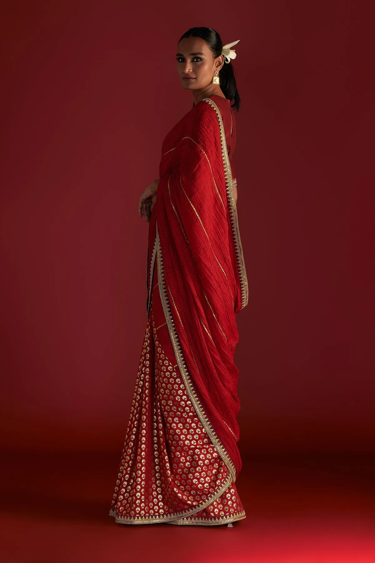 Red Crushed Honeycomb Saree