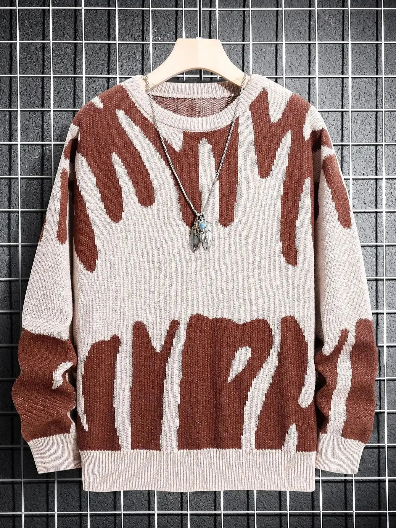 Round Neck Knitted Pullover Sweater